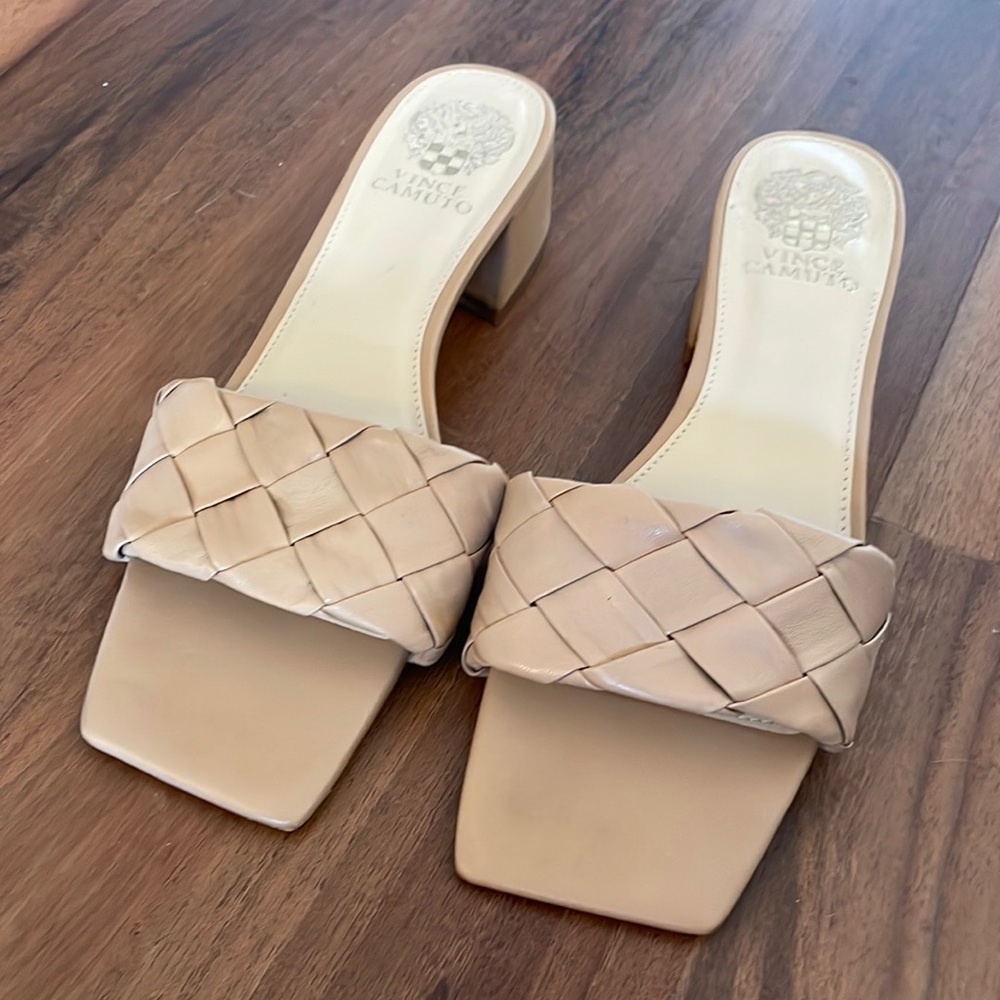 Vince Camuto kitten heels